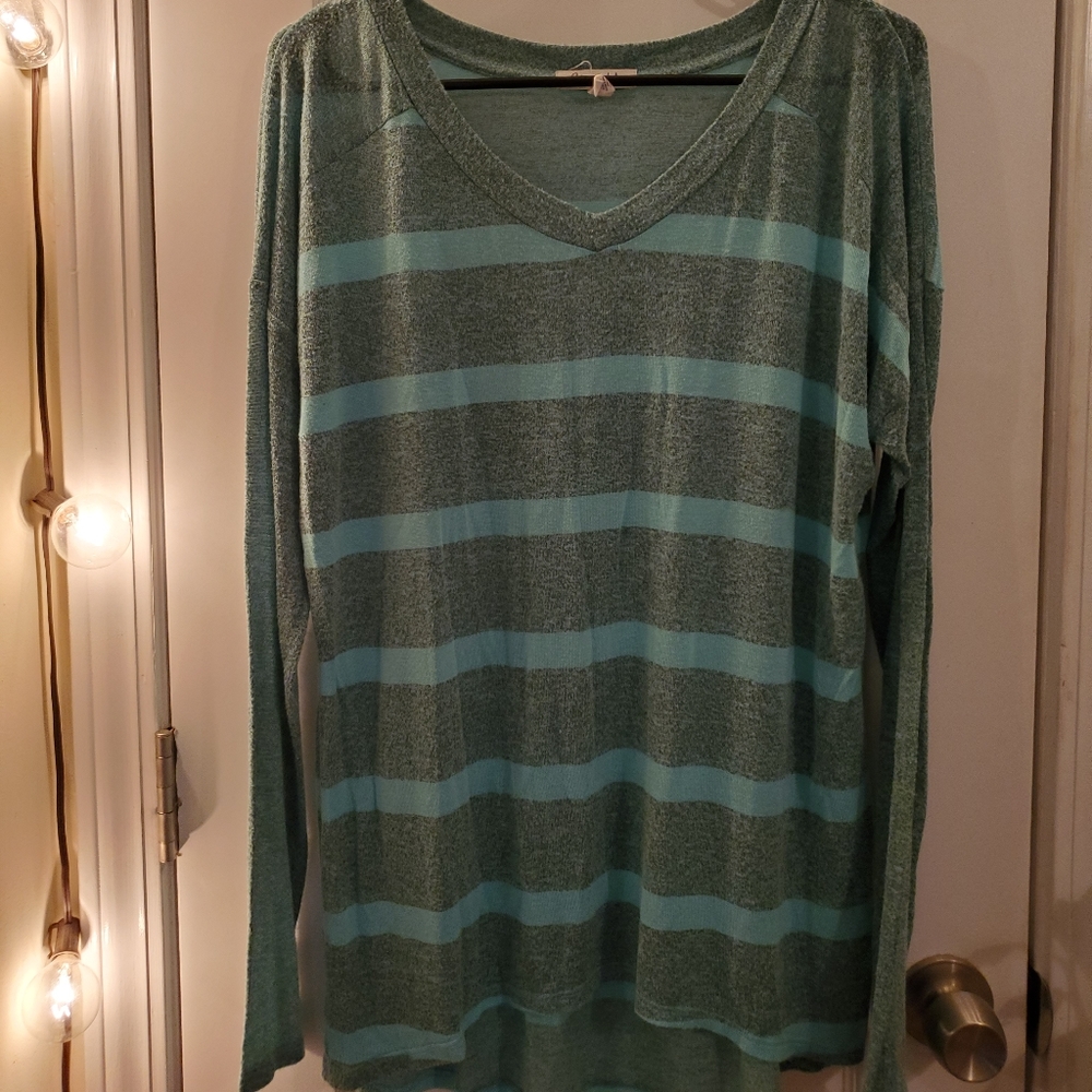 Aeropostalé Long-sleeved Blouse